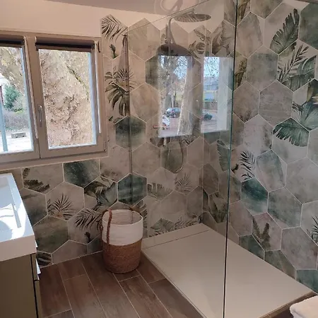 Le Du Parc Lägenhet